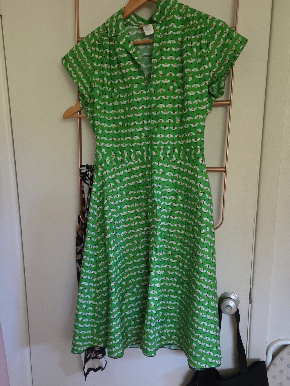 Green Printed Cap-Sleeve Women's Dress